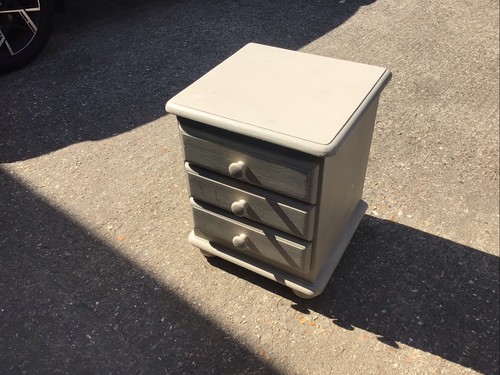 Pine drawer bedside cabinet - pine,