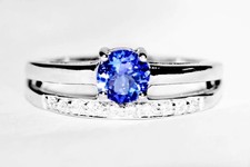 18 ct White Gold AA Tanzanite