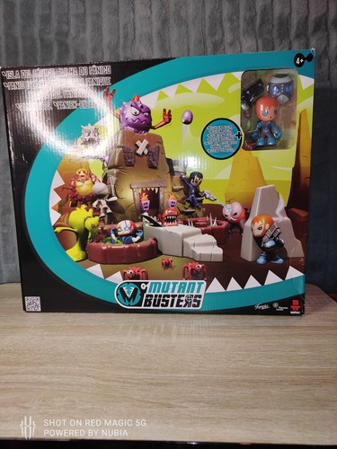 Famosa mutant busters panic - busters,