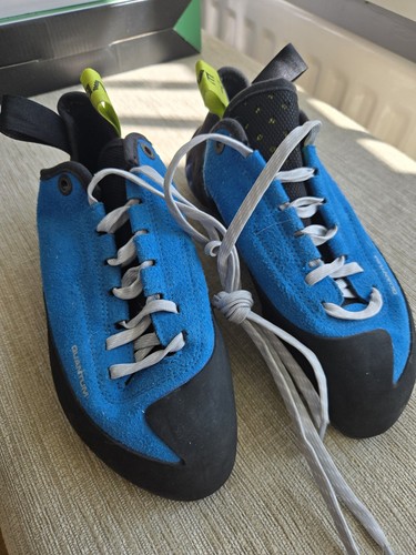 Quantum climbing shoes - 5.10,