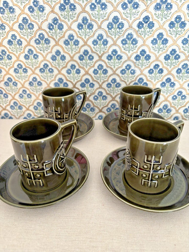 Portmeirion pottery totem - pottery,