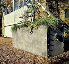 Galvanised tanks - Galvanised