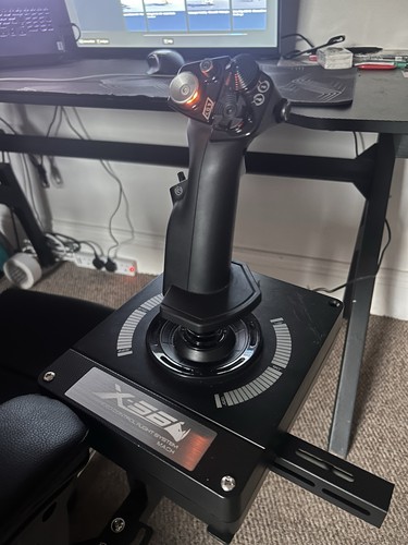 Saitek rhino wired - x-56,