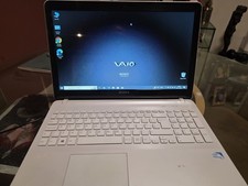 Sony Vaio SVF152C29M Laptop