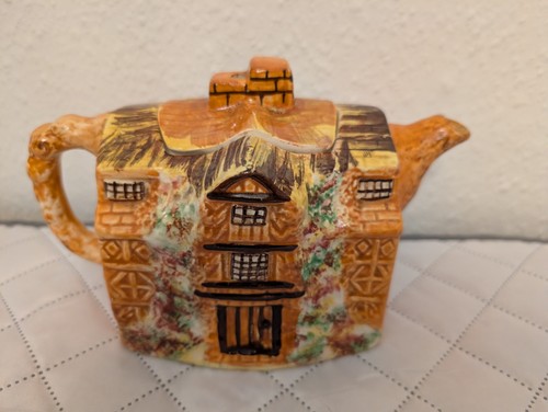 Vintage arthur wood cottage - vintage,