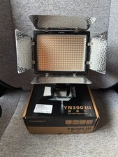 Yongnuo YN300 III Pro LED
