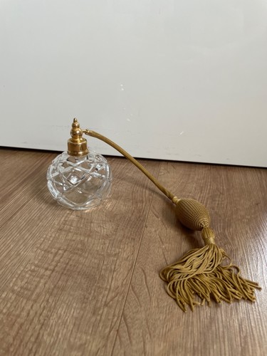 Vintage style glass - vintage-style, perfume