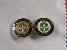 2 X Luton Town Bricklayers