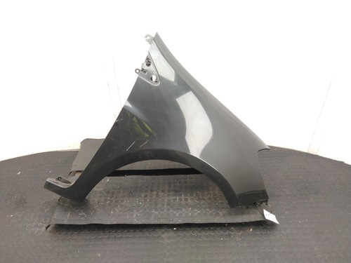 Renault clio front wing - front, o/s