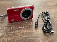 Olympus D-700 12.0MP Digital