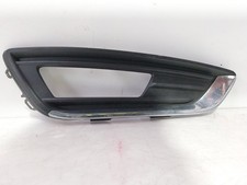 2016 FORD FOCUS RHD FOG LIGHT BEZEL FRONT RIGHT SIDE F1EB-15A298-B
