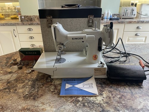 Singer 221k featherweight - singer,