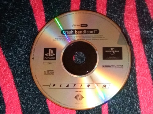 Crash bandicoot playstation - crash,