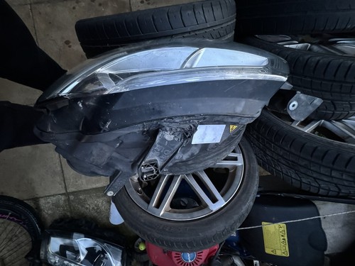 Audi xenon headlight - xenon,