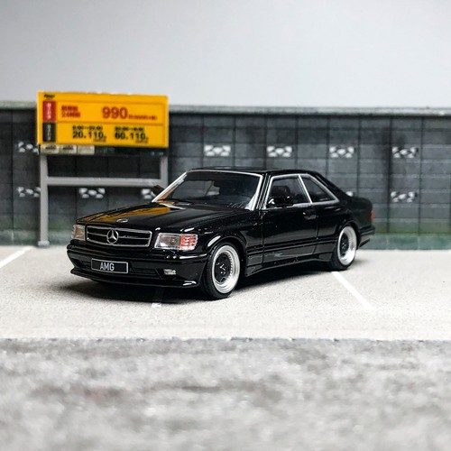 Rhino mercedes benz - 1:64, mercedes-benz