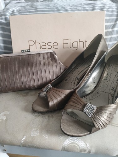 Phase eight antique - eight, gold