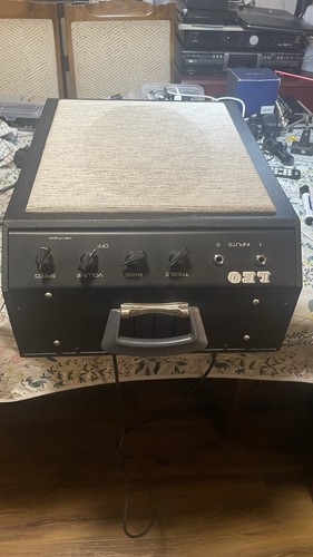 Triumph leo vintage guitar - triumph,