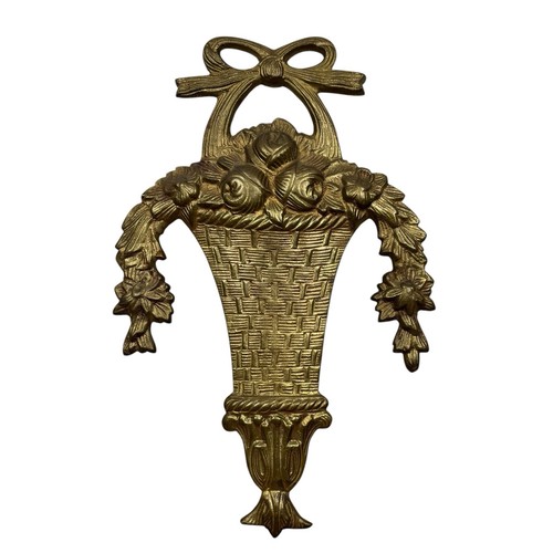 Vintage brass wall floral - brass,