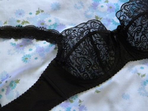 Agent provocateur 36b - agent, "ap"