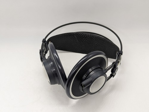 Faulty damaged akg - faulty/damaged, k702