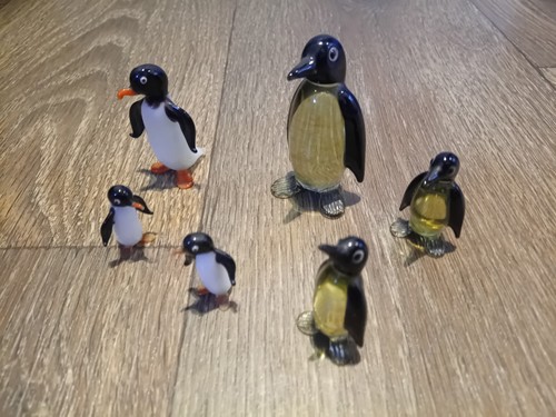 Vintage penguin figurines - penguin,