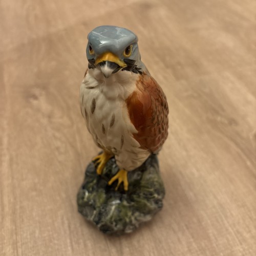 Royal doulton kestrel whyte - royal,