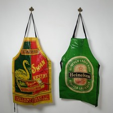 2x PVC Vintage Apron Dodo Swan