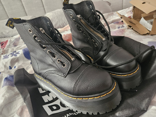 Chunky black biker - biker, combat