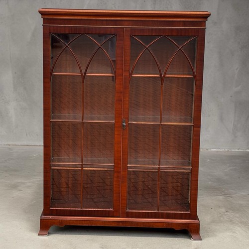 Display cabinet astragal - display, cabinet,