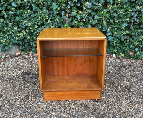Vintage mid century side - mid,