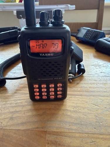 Yaesu dual band - ft-60, 5w
