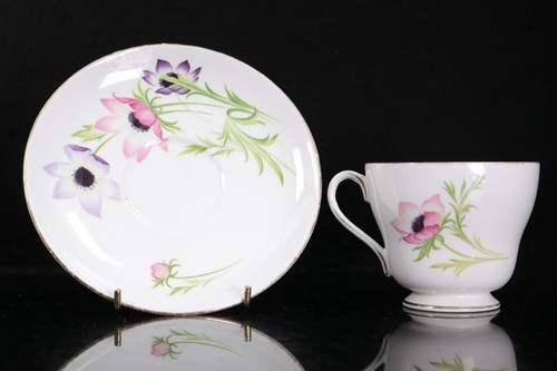 Shelley bone cup and - shelley,