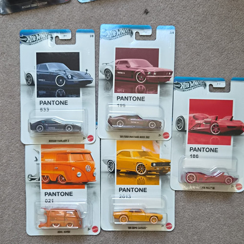 Hot wheels silver series - hot,