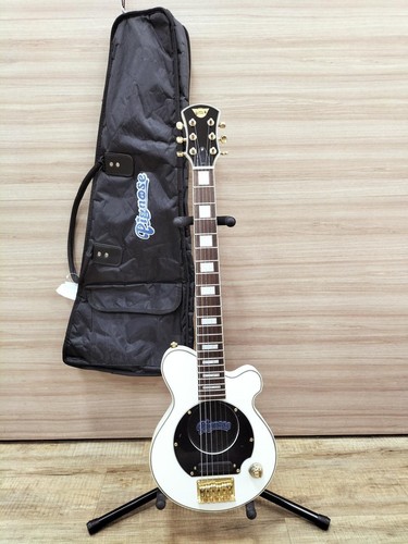 Pignose guitar with built - guitar, built-in