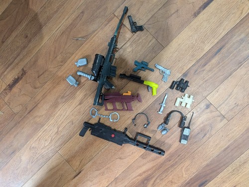Vintage action man weapons - action,