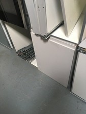 MAGNET White Handless Kitchen Doors, Drawer Fronts, Runners and Pull Out Cabinet