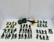 Vintage Army Toy Soldiers