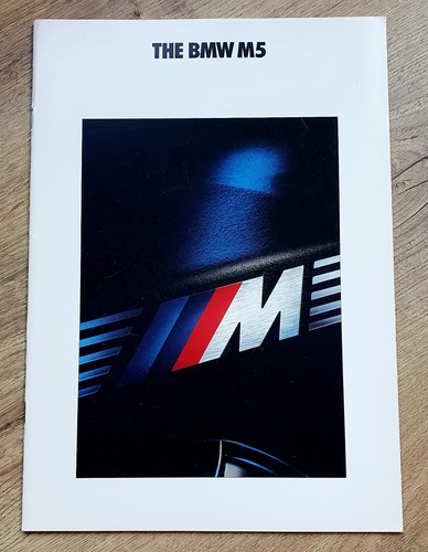 Bmw e34 brochure - brochure, pages