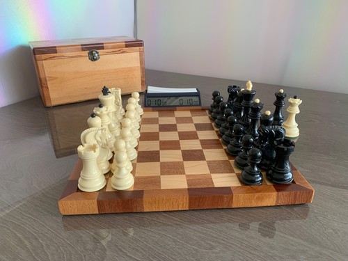 Ultimate chess board - ,