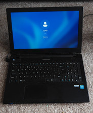 Medion Akoya E6239 Laptop