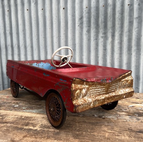Vintage triang pedal car - pedal,