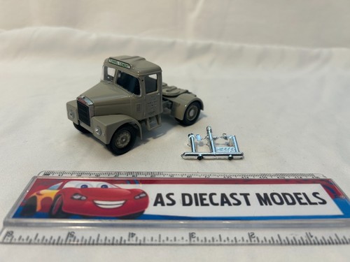 Corgi modern truck - corgi,