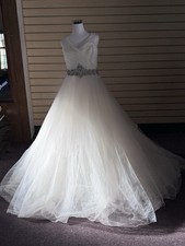 Victoria Jane by Ronald Joyce