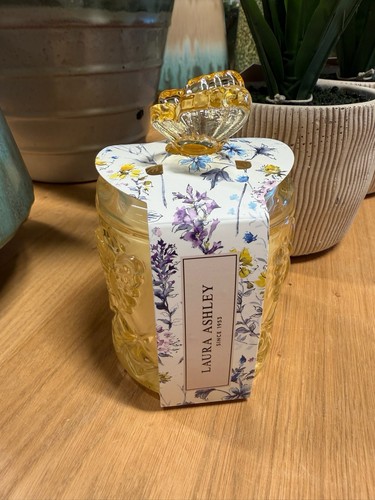 Laura ashley soy blend - blend, candle