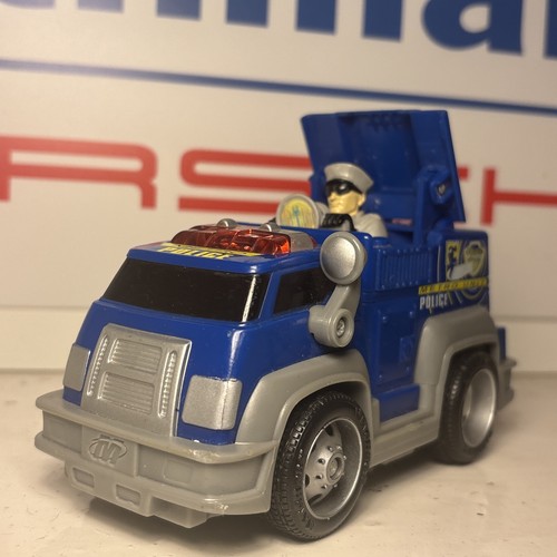 Matchbox hero haulers - hero, metro
