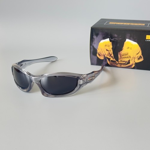 Oakley monster dog - oakley,