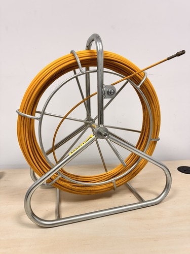 Cobra 100m reel duct - rod, cable