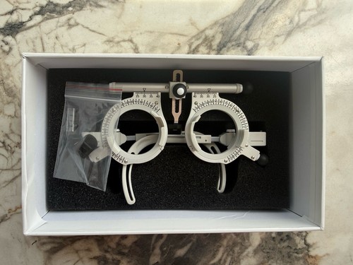 Universal optometry trial - universal,