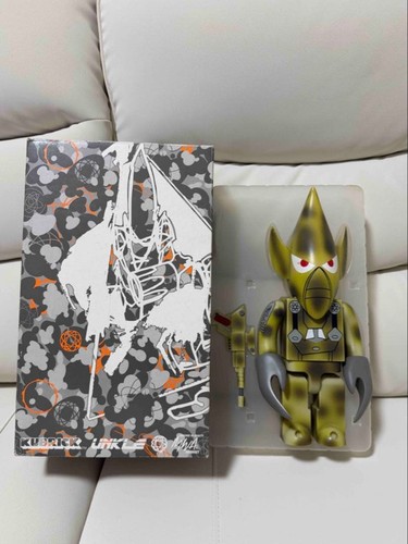 Medicom toy unkle futura - x,
