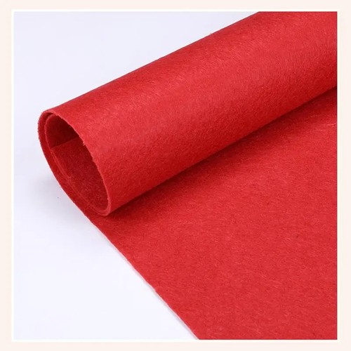 Red carpet floor runner - red,